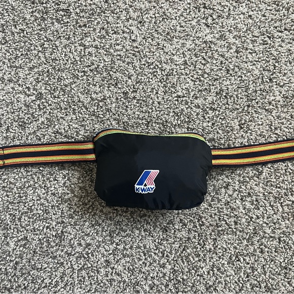 K-Way Baby Packable Windbreaker 12M - Picture 4 of 5